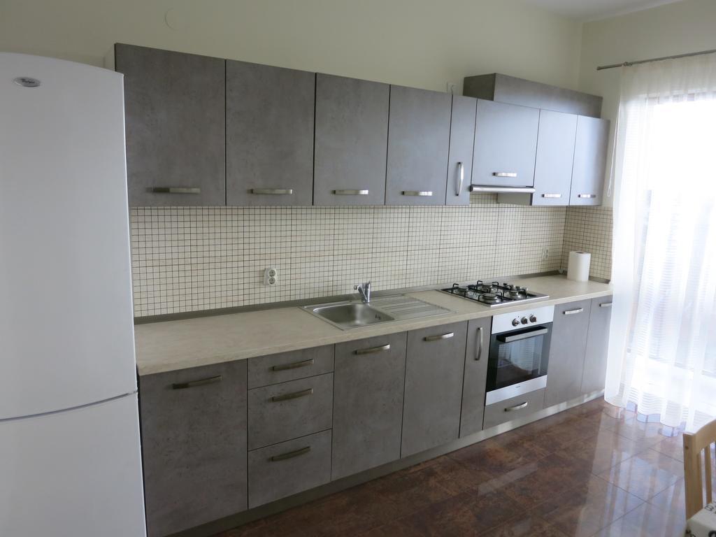 Penthouse Apartament Nufarul Орадя Экстерьер фото
