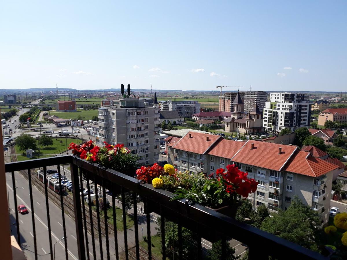 Penthouse Apartament Nufarul Орадя Экстерьер фото